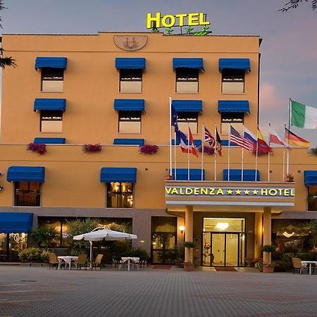 Valdenza Hotel Campegine Luaran gambar