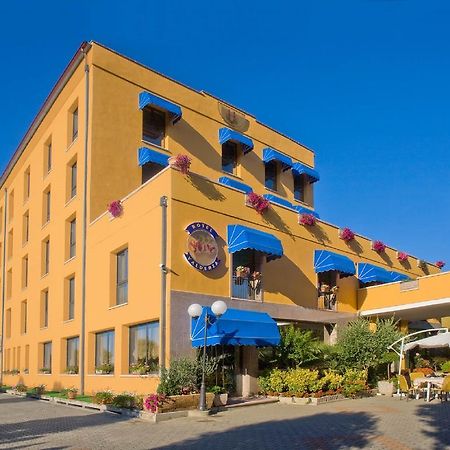 Valdenza Hotel Campegine Luaran gambar