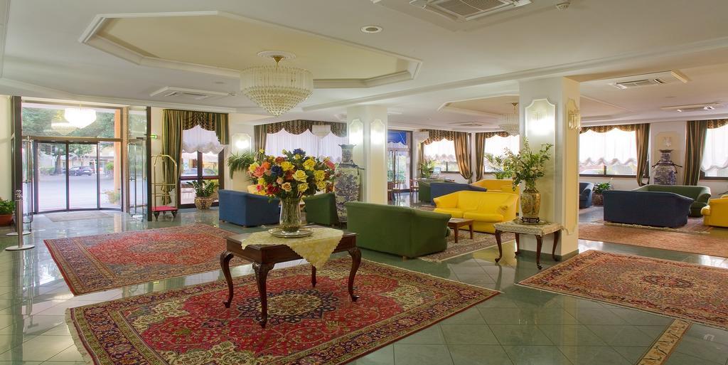 Valdenza Hotel Campegine Luaran gambar
