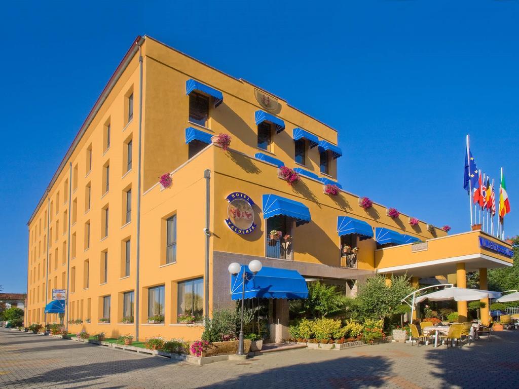 Valdenza Hotel Campegine Luaran gambar