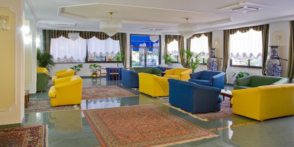 Valdenza Hotel Campegine Luaran gambar